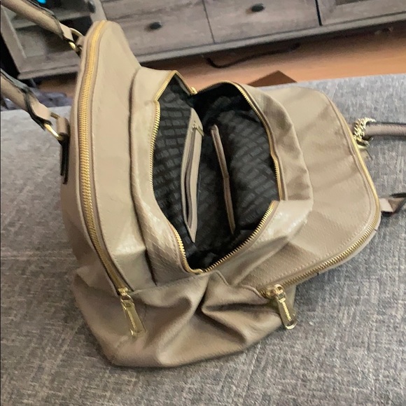 Steve Madden purse - Picture 5 of 7